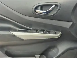 2017  Renault Alaskan - Image 18