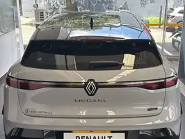2025  Renault Megane - Image 15