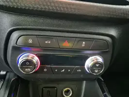 2021  Chevrolet Onix - Image 34