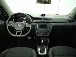 2022  Volkswagen Voyage - Image 34