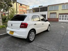 2020  Volkswagen Gol - Image 10