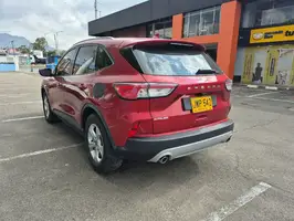 2021  Ford Escape - Image 33