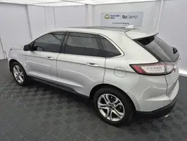 2017  Ford Edge - Image 34