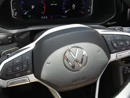 2022  Volkswagen Taos - Image 36