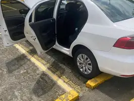 2018  Volkswagen Voyage - Image 14