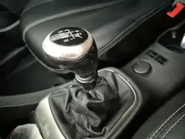 2015  Chevrolet Sonic - Image 25