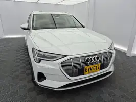 2022  Audi E - Image 6