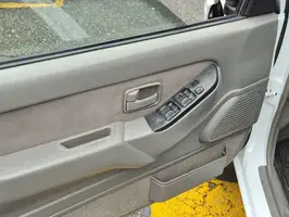 2000  Chevrolet Rodeo - Image 18