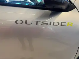 2025  Renault Kwid - Image 19