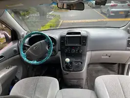 2013  Kia Carnival - Image 24