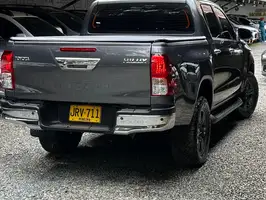 2021  Toyota Hilux - Image 11