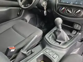 2025  Nissan Frontier - Image 24