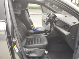 2022  Volkswagen Taos - Image 32