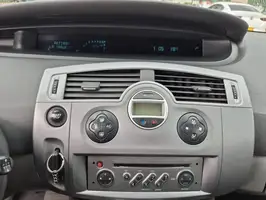 2008  Renault Grand - Image 45