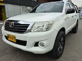 2014  Toyota Hilux - Image 26
