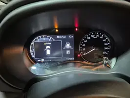 2025  Nissan Kicks - Image 22