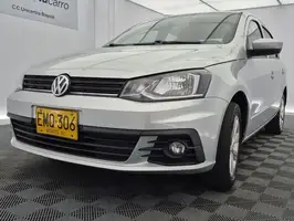 2019  Volkswagen Voyage - Image 28