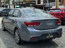 2021  Kia Rio - Image 9