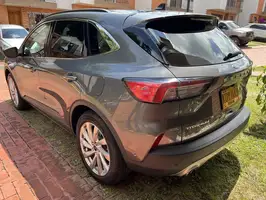 2021  Ford Escape - Image 17