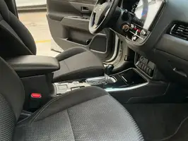 2022  Mitsubishi Unknown - Image 14