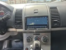 2013  Nissan Sentra - Image 23