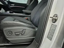 2024  Audi Q8 - Image 22