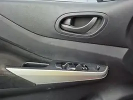 2019  Nissan Np300 - Image 39