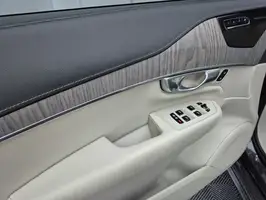 2023  Volvo Unknown - Image 19