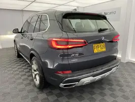 2019  Bmw X5 - Image 34