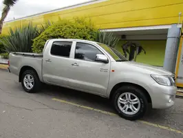 2013  Toyota Hilux - Image 31