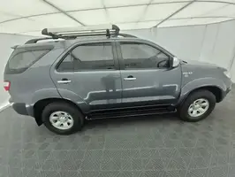 2012  Toyota Fortuner - Image 18