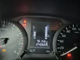 2019  Nissan Np300 - Image 44