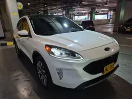 2020  Ford Escape - Image 18