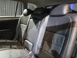 2018  Volkswagen Tiguan - Image 20