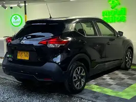 2017  Nissan Kicks - Image 12