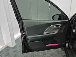 2019  Kia Niro - Image 15