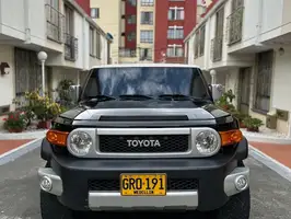 2019  Toyota Fj - Image 27