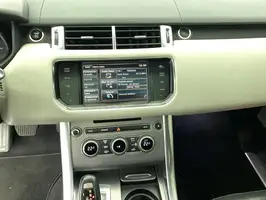 2014  Land Rover Unknown - Image 22