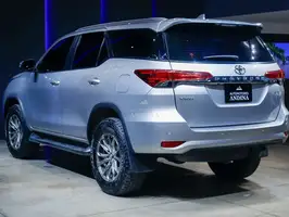 2019  Toyota Fortuner - Image 12