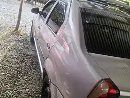 2013  Renault Logan - Image 32