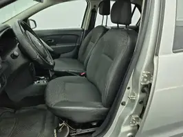 2019  Renault Logan - Image 24