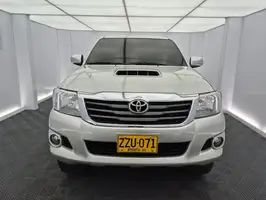 2015  Toyota Hilux - Image 6