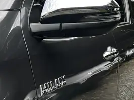 2021  Toyota Hilux - Image 9