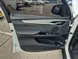 2016  Bmw X5 - Image 18