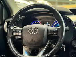 2018  Toyota Hilux - Image 16