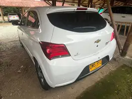 2017  Chevrolet Onix - Image 21