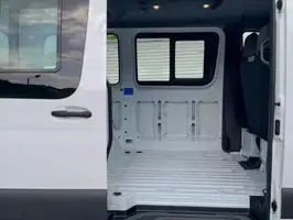 2024  Mercedes Unknown - Image 24