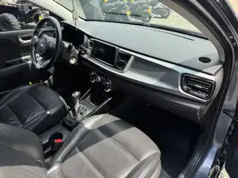 2021  Kia Rio - Image 19