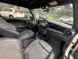 2022  Mini Cooper Unknown - Image 16