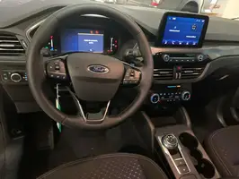2025  Ford Escape - Image 12